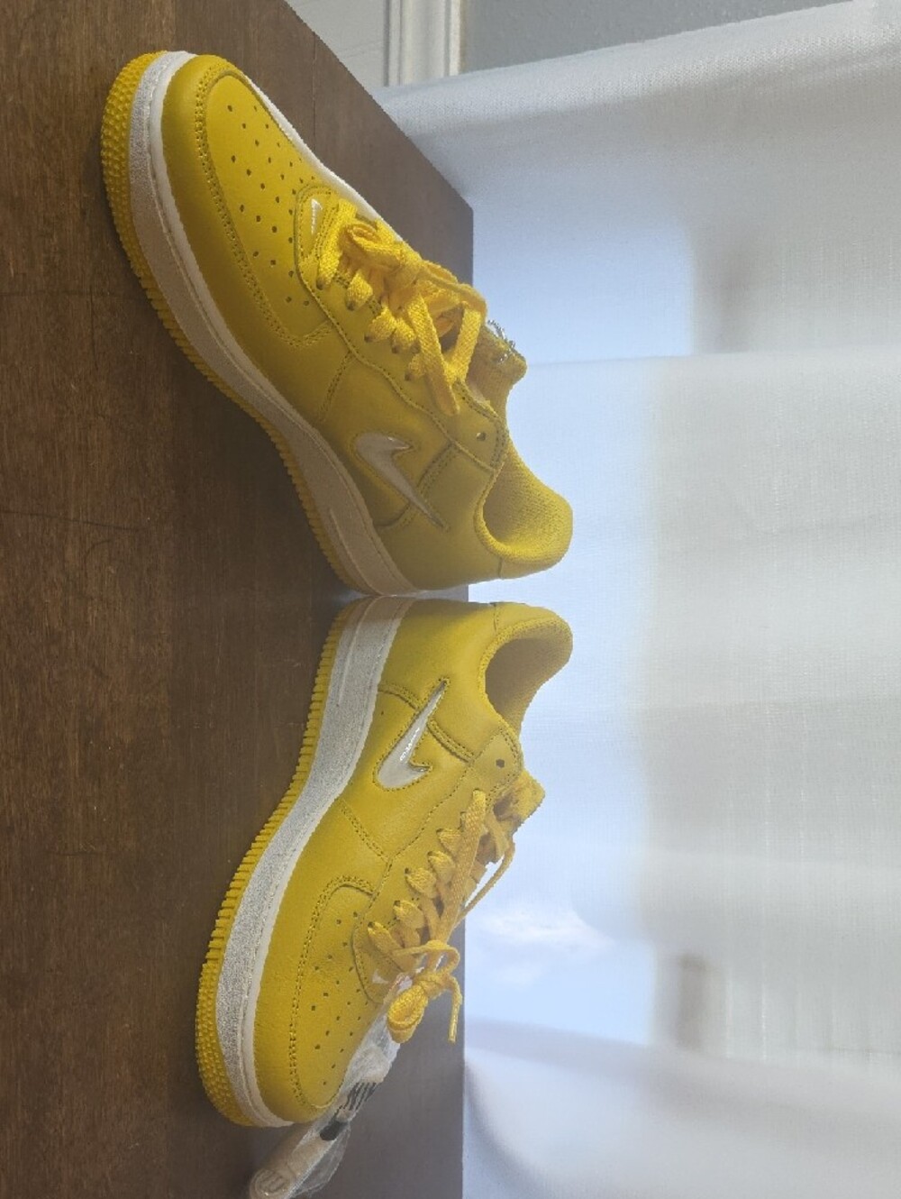 Nike Air Force 1's Mens Size 8/womens 9.5 Bright Yellow Low-Top Sneakers NO BOX - Picture 7 of 9